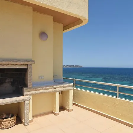 Graham Holiday - Crown 360 Apartment