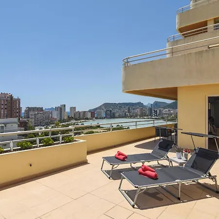 Apartment Graham Holiday - Crown 360 *