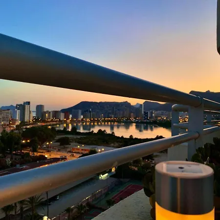 Apartment Graham Holiday - Crown 360 *